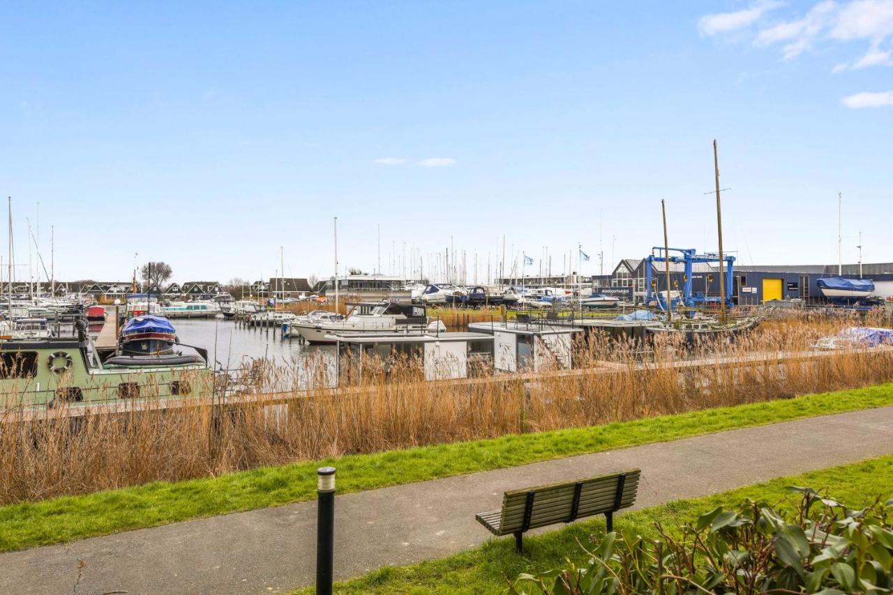 Cosy Tiny Houseboats Near Beach And Restaurants By Weltevreden Experience 제이볼데 외부 사진