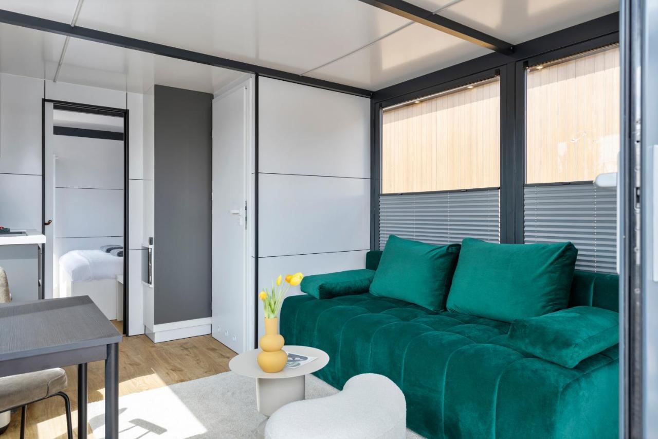 Cosy Tiny Houseboats Near Beach And Restaurants By Weltevreden Experience 제이볼데 외부 사진
